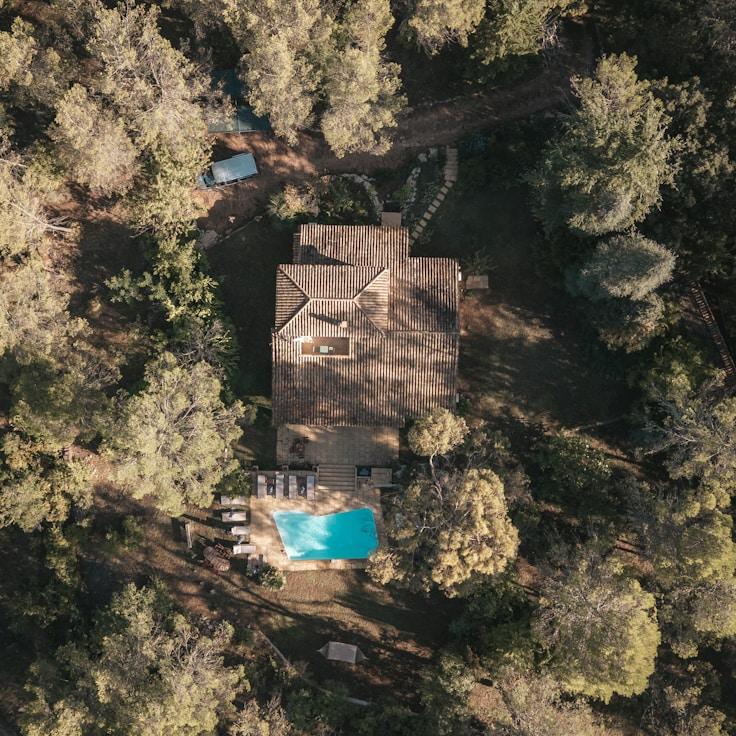 Outdoor terrace seating suitable for families in London